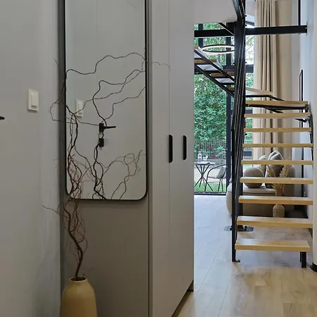 Spinnery Loft, Style And Comfort, Parking