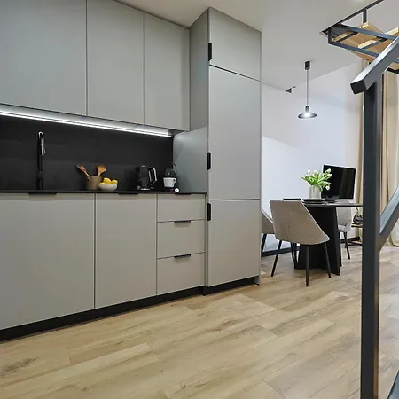 Spinnery Loft, Style And Comfort, Parking